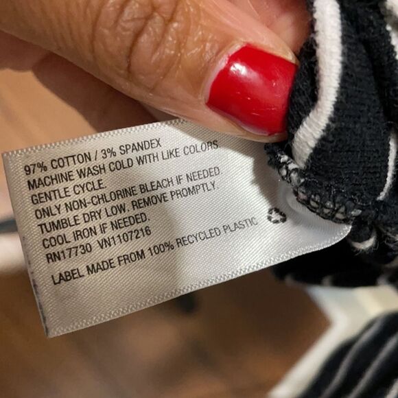 Merona | Black & White Striped 3/4 Sleeve Boatneck Top, Size Small - Picture 9 of 13